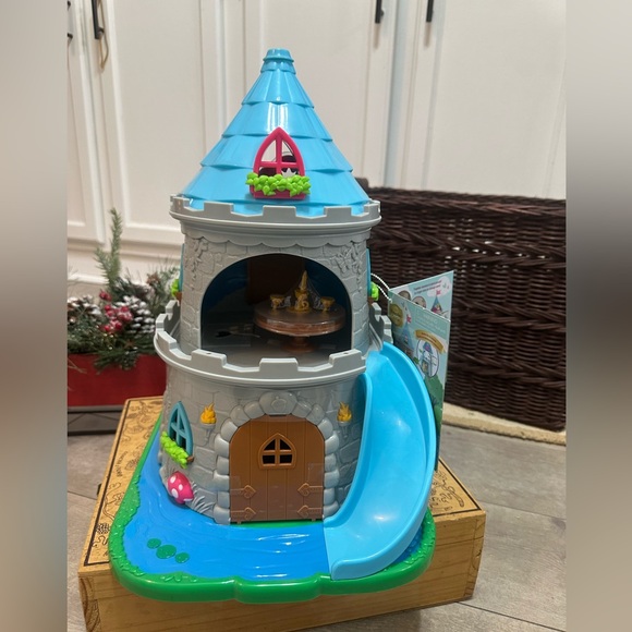 New Li'l Woodzeez Royal Series Castle & Furniture Dollhouse Playset - Picture 12 of 13